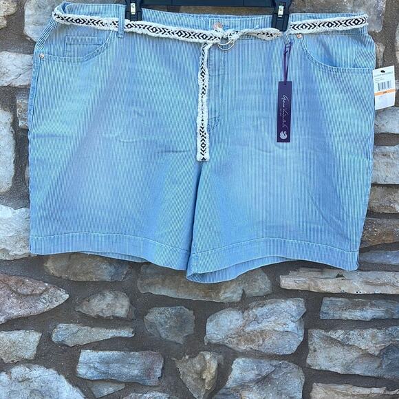 Gloria Vanderbilt blue & white striped shorts size 24W NEW - Picture 6 of 8
